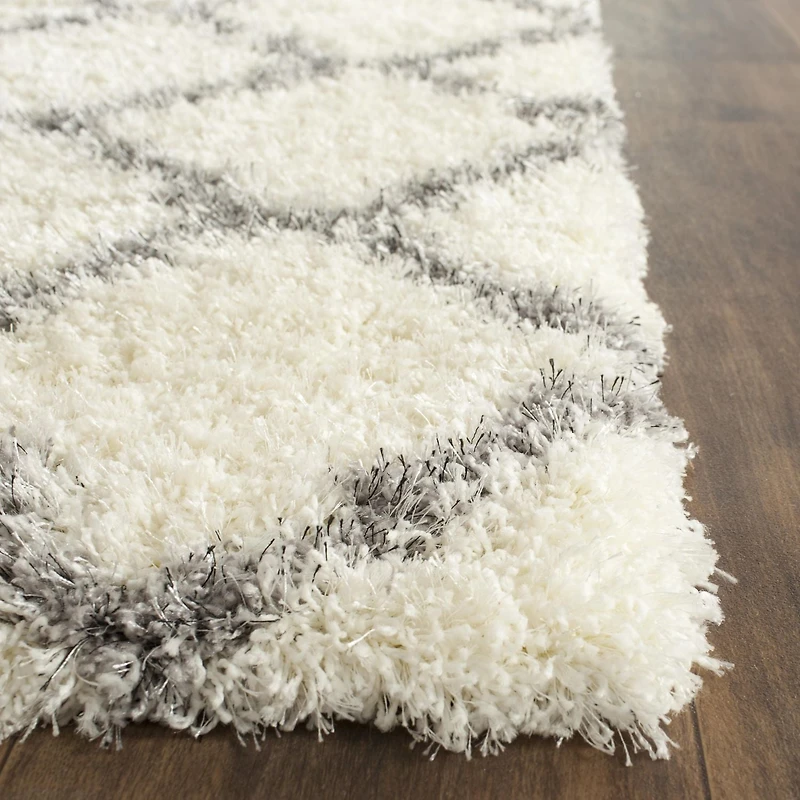 Safavieh Montreal Cebrail Geometric Shag Area Rug