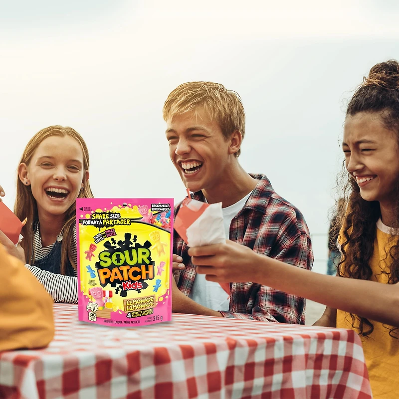 SOUR PATCH KIDS, Lemonade Flavour Candy, Sour then Sweet