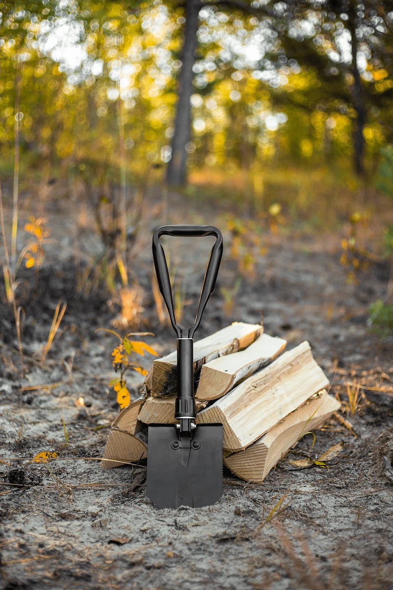 Pelle pliante Coghlan's — outil de tranchée léger et repliable pour le camping et la survie
