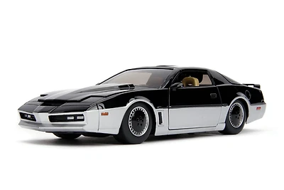 Pontiac Trans AM 1:24 DieCast with Figure