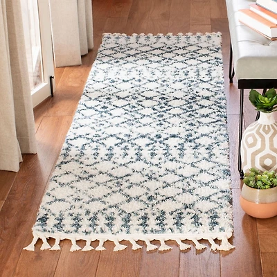 Safavieh Berber Fringe Robynne Aztec Shag Area Rug