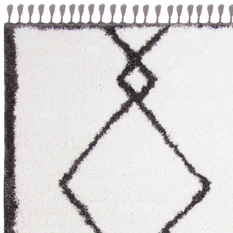 Safavieh Carmella Chase Aztec Fringe Shag Area Rug