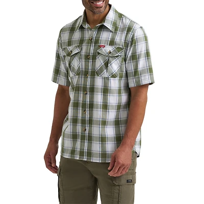 Wrangler® Men's Short Sleeve Woven Shirt