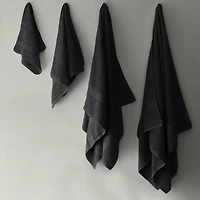 Mainstays Basics Solid Bath Towel