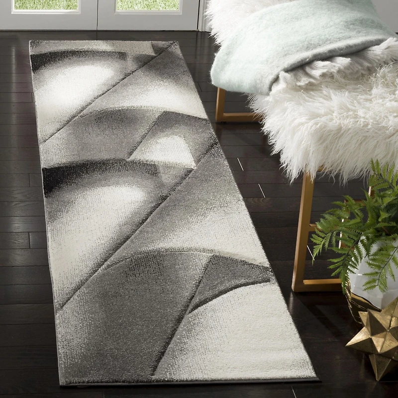 Safavieh Hollywood Salome Abstract Area Rug