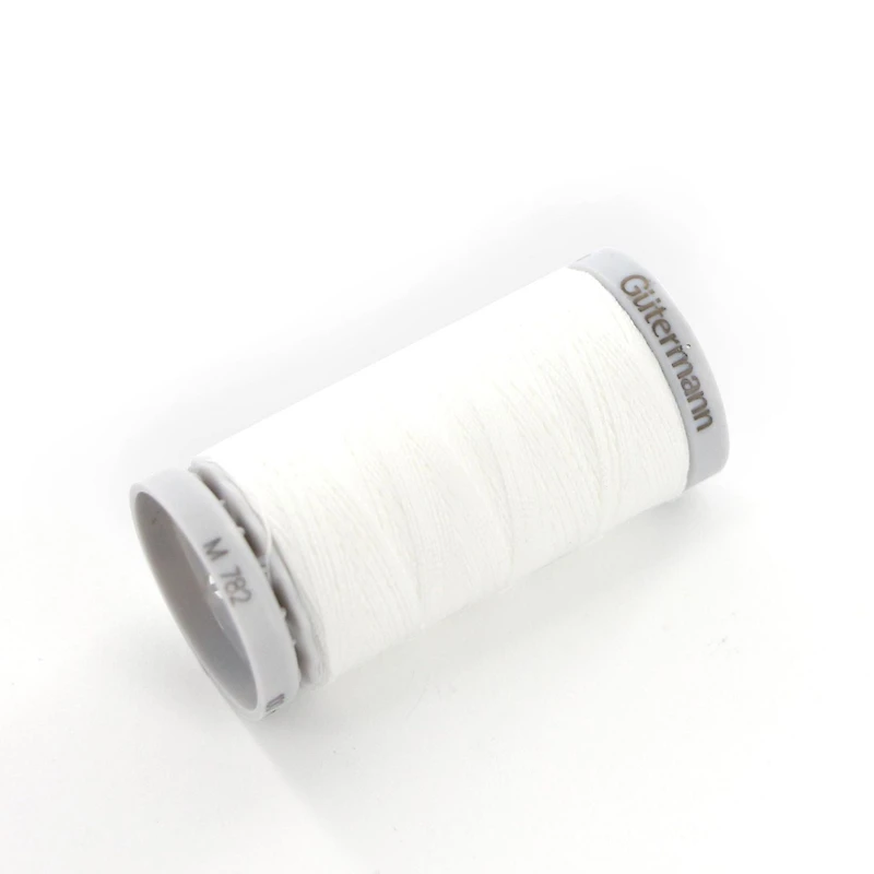GÜTERMANN Extra Strong Polyester Thread 100 m (109.4 yd) No. 40