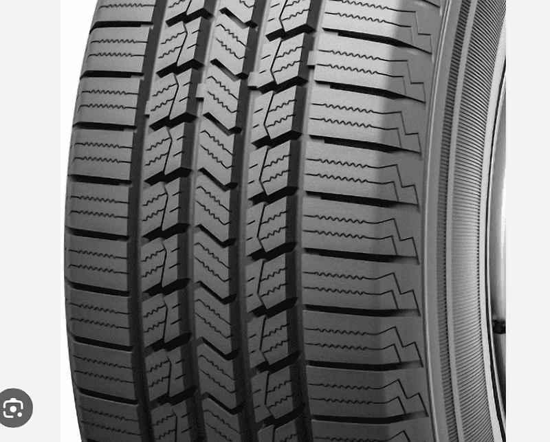Summit Trail Climber HT03 tire LT275/70R18 125/122S all season light truck tire