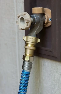 Régulateur de pression d'eau