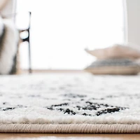 SAFAVIEH Tulum Herbert Distressed Southwestern Area Rug