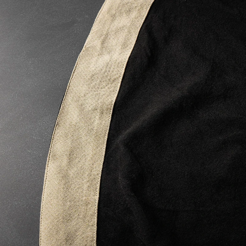 Thyme & Table Round Tablecloth 70", Black & Gold