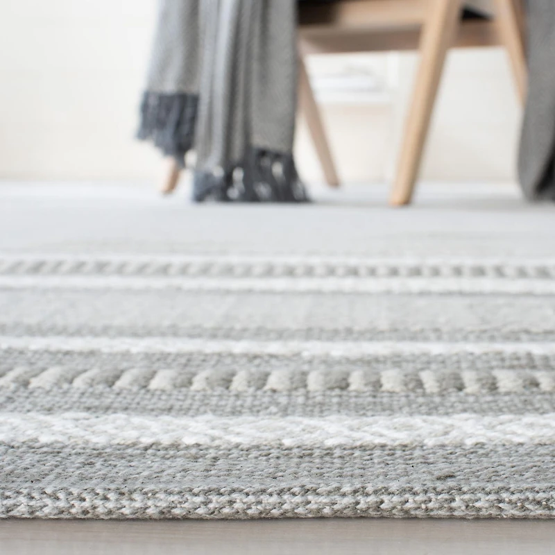 Safavieh Montauk Jobeth Striped Soft Braided Area Rug
