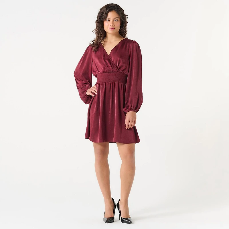 DV Robe croisée en satin