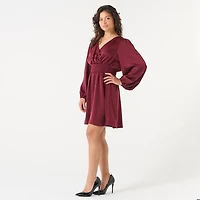 DV Robe croisée en satin