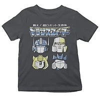 Transformers T-shirt de base pour garçon. Ce t-shirt à col rond pour garçons a des manches courtes et un imprimé tendance et