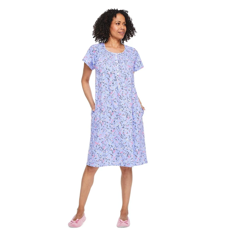 Robe de nuit à encolure dégagée Iyla pour femmes