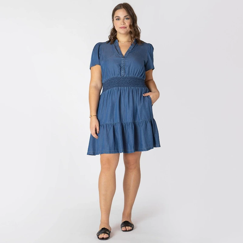 Devoted Women’s Plus size loose fit short sleeve denim mini dress