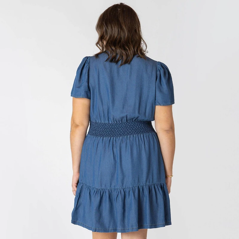 Devoted Taille Plus Femme mini robe en denim à manches courtes