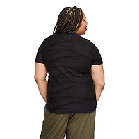 T-shirt à manches courtes avec texture ondulée Iyla Plus pour femmes Tailles 1X-4X