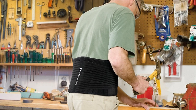 Mueller Lumbar 4-in-1 Back Brace with Hot/Cold Pack, One Size Fits Most