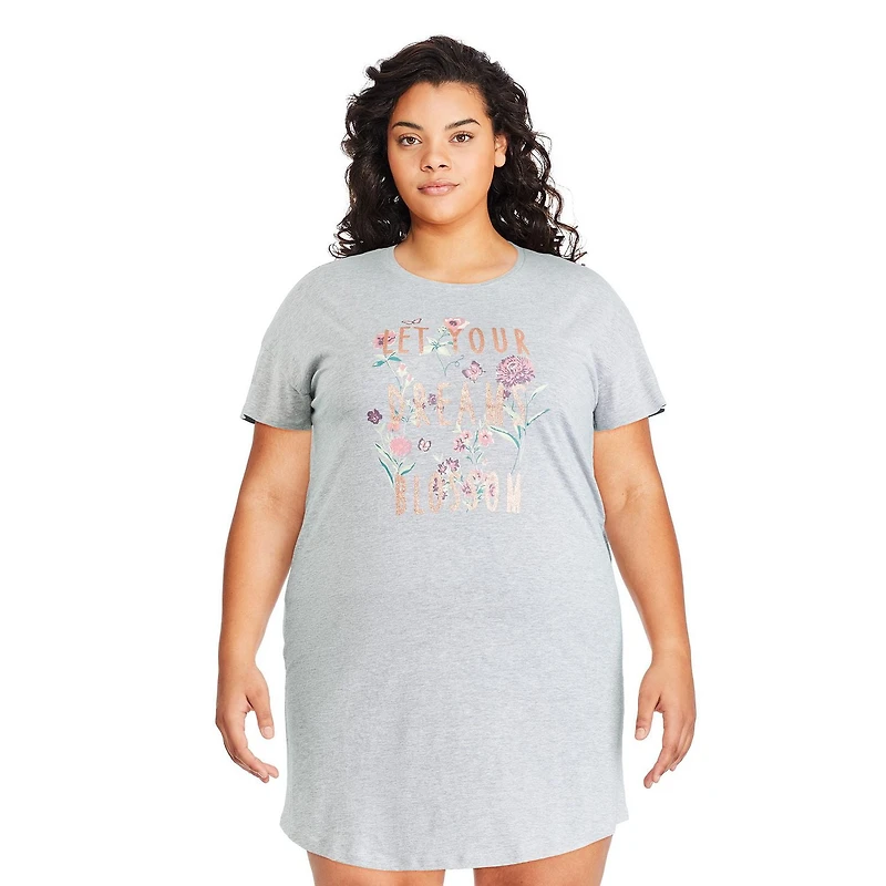 Chemise de nuit à encolure ras du cou George Plus pour femmes