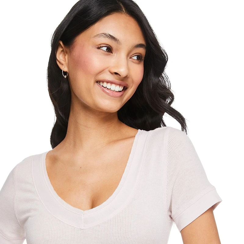 Wild Skye Women's V-Neckline Tee