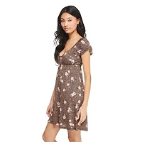 Robe style nuisette No Boundaries pour femmes Tailles TP–TTG