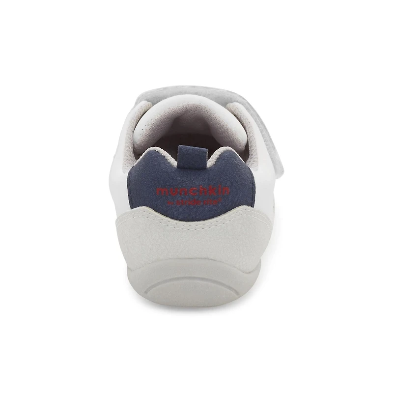 Munchkin by Stride Rite Infant boys Shawn shoe