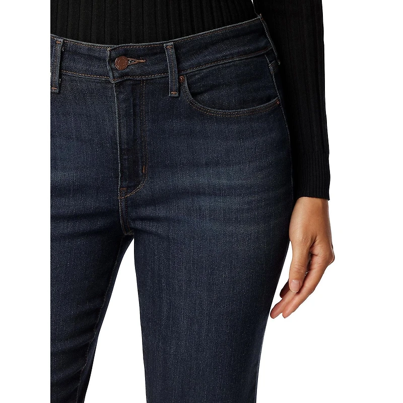 Levi Strauss Signature™ Women’s Mid Rise Bootcut Jeans, Available sizes: 2 – 18
