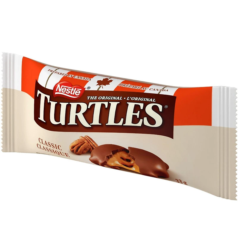 2 morceaux, caramel onct. et pacanes croq. nappés de riche choc., prép. au Canada, sans gluten, cacao provenant à 100 % de sources durables, arômes naturels, bas de Noël 33 g 33 g