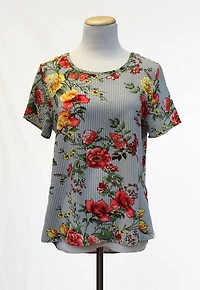 Haut Style Therapy à manches courtes  avec ourlet bas