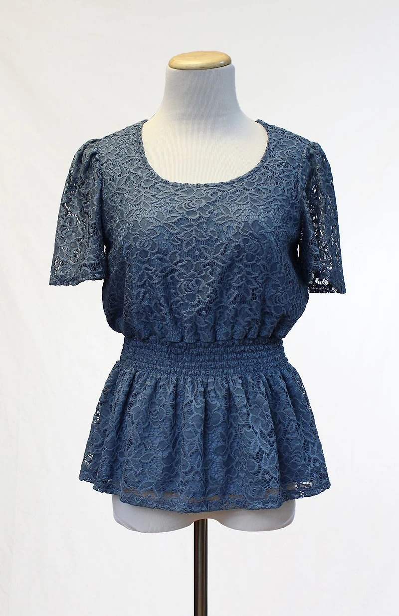 Style Therapy Flutter Sleeve Smocked Waist Top