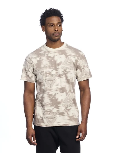 T-shirt graphique à manches courtes Parallels AOP de Reebok pour homme Tailles S-2XL