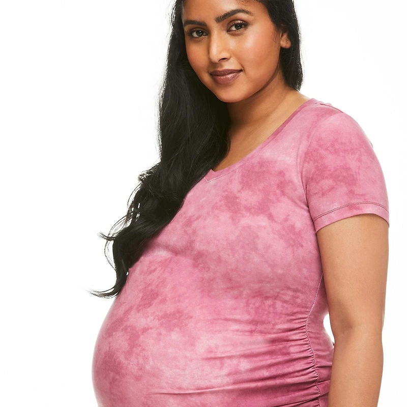 Paisley Sky Maternity Basic V-Neckline Tee