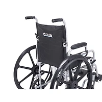 Fauteuil de transport léger à roues Poly Fly de Drive Medical avec repose-pieds rabattables de 45,72 cm (18 po)