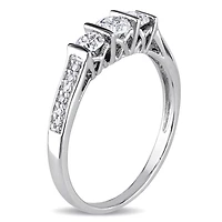 Bague de fiançailles à trois pierres Miabella avec diamants 0,50 ct poids total en or blanc 10 k