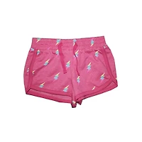 Filles que nous portons de jolis mini shorts à boulons