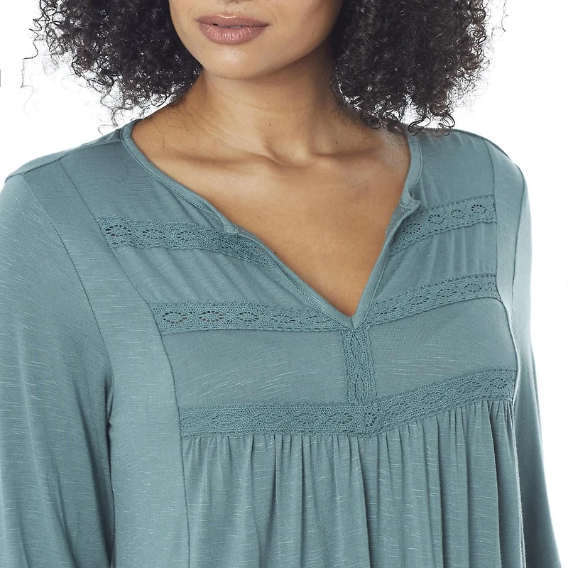 IVY Women's Long Sleeve Top w/ Lace Details