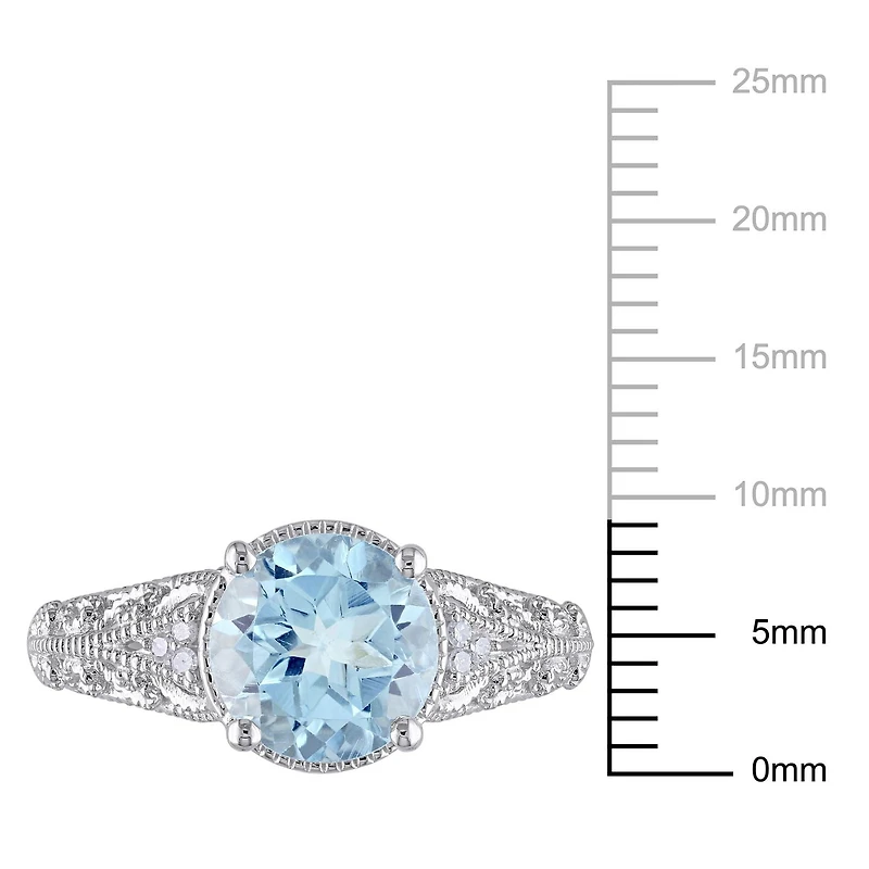 Bague cocktail Miabella avec topaze bleue et accents de diamants en argent sterling