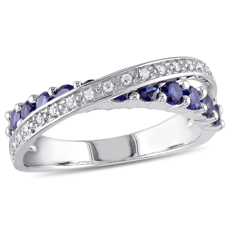 Bague croisée Tangelo avec saphirs bleus synthétiques 1 CT PBT et diamants 1/10 CT poids total en argent sterling