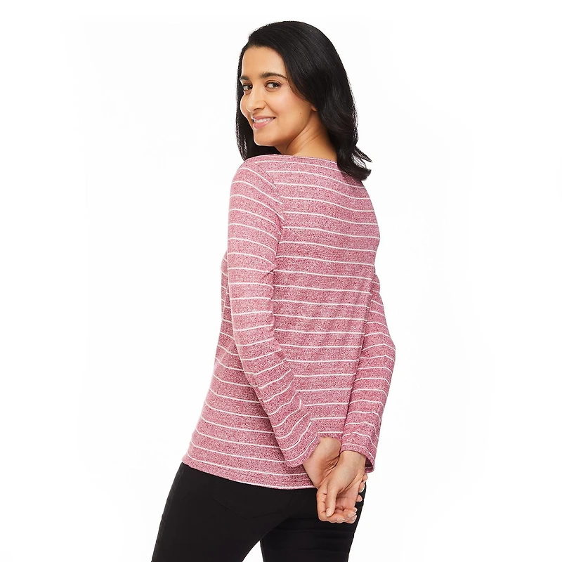 Penmans Women's Tee with Necklace