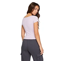 T-shirt avec encolure en V No Boundaries pour femmes