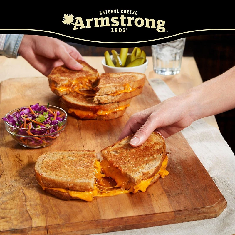 Armstrong Fromage Cheddar mi-fort en tranches