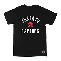 T-shirt noir à manches courtes avec texte Arc des Raptors de Toronto sous licence officielle NBA Taille P-TG