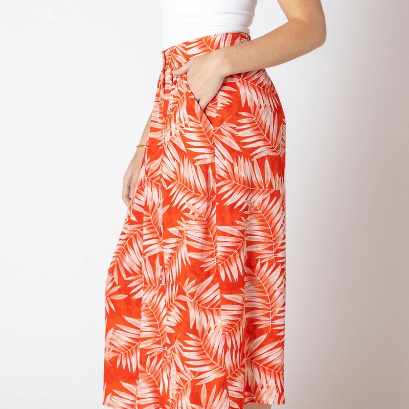 Devoted Flowy lightweight calf length skirt