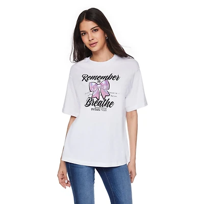 T-shirt surdimensionné No Boundaries pour femmes Tailles TP–TTG