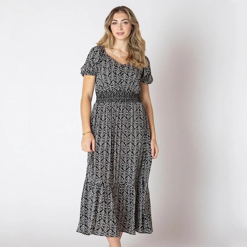 Devoted Robe florale longueur mollet avec manches courtes à volants