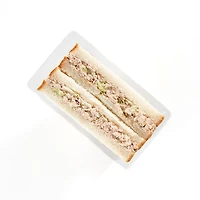 SANDWICH À LA SALADE DE THON Sandwichs