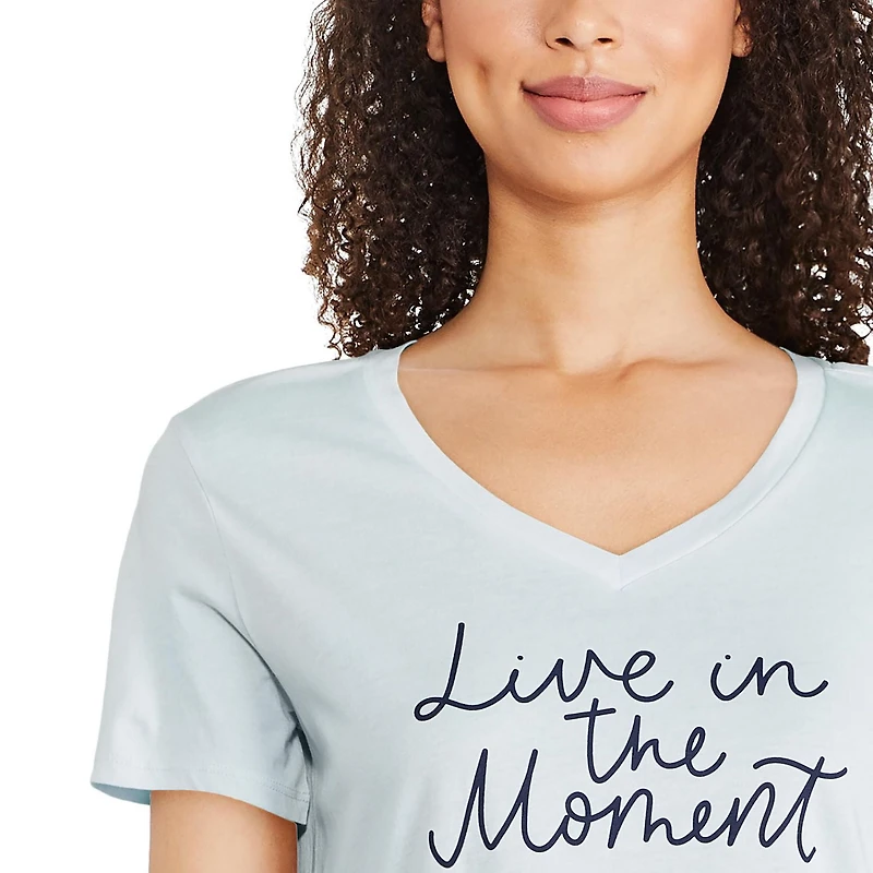 T-shirt de nuit avec encolure en V George pour femmes Tailles TP–TTG