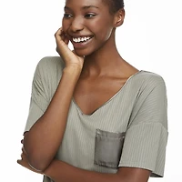 T-shirt de pyjama avec pochette George pour femmes