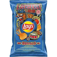 Lay's Rockin' Buffalo Flavoured Potato Chips, 60 g.